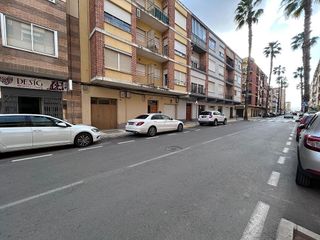 Local comercial en venta en Carlet
