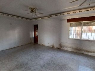 Edificio en venta en Valverde del Camino