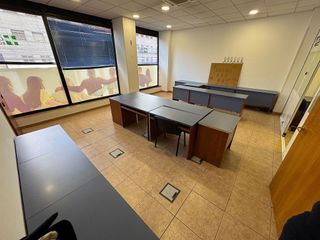 Local comercial en venta en Los Valles-San Vazquez-El Fuerte en Guadalajara