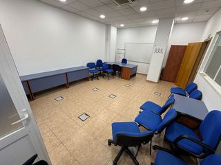 Local comercial en venta en Los Valles-San Vazquez-El Fuerte en Guadalajara