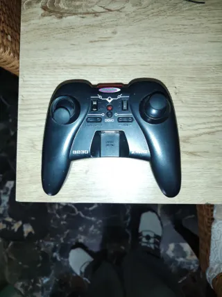 Helicóptero teledirigido