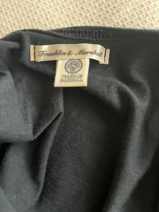 Camiseta Franklin Marshall estrellas arcoíris