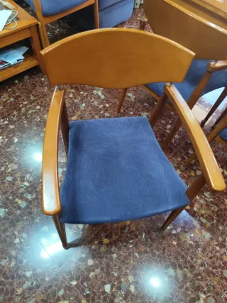 Mesa de comedor con 6 sillas