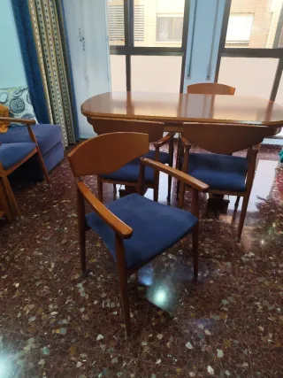 Mesa de comedor con 6 sillas