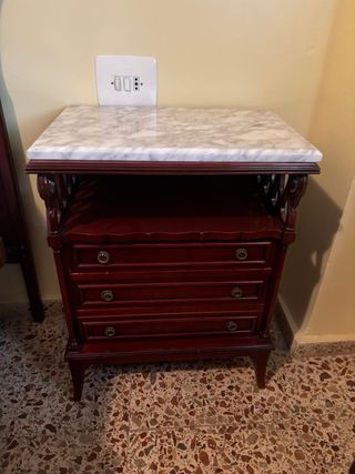 Cabecero de cama y mesitas vintage