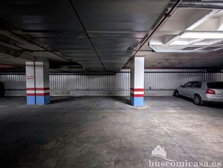 Garaje en venta en Linares