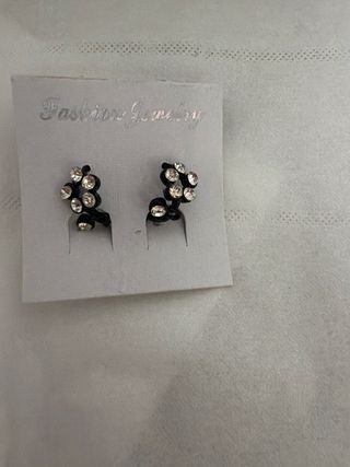 Pendientes flor con pedrería