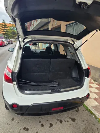 Nissan Qashqai+2 2011