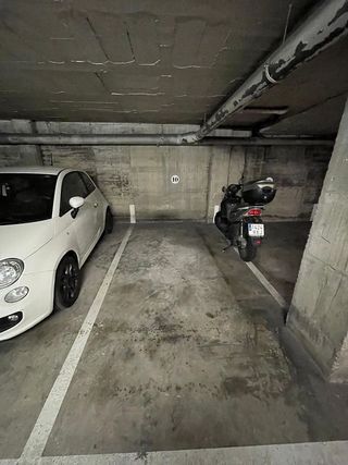 Garaje en alquiler en Eixample Sud – Migdia en Girona