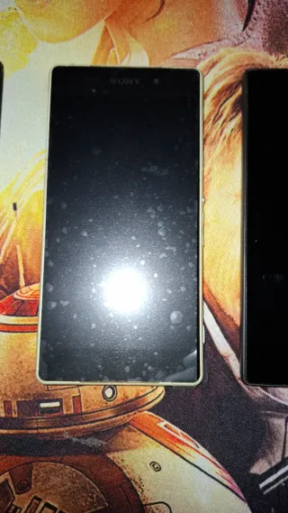 Tres Xperia, Z5, M2 e Z2