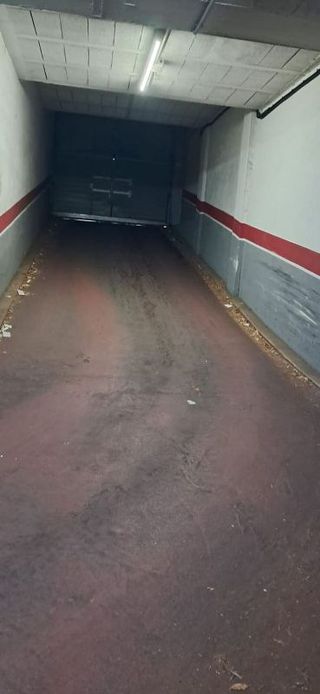 Garaje en alquiler en Eixample Nord – La Devesa en Girona