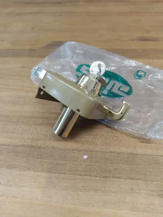 Cerradura de seguridad con llave