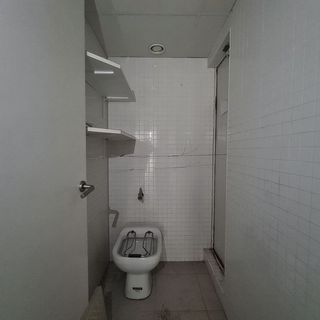 Local comercial en alquiler en La Torrassa en Hospitalet de Llobregat, L´