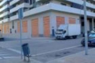 Local comercial en alquiler en Sant Adrià de Besos