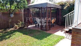 Casa pareada en alquiler en La Pineda en Castelldefels