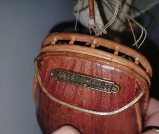 Maqueta antigua de barco velero
