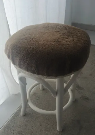 Taburete Thonet Boucle Camel 35x50CM