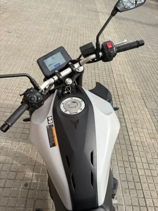 YAMAHA MT-07 Y-AMT Automática