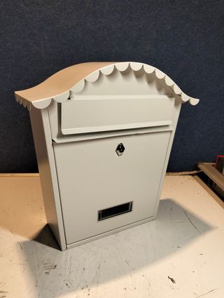 Buzón Exterior BTV Cortijo de Acero 37×36×13 cm – Blanco