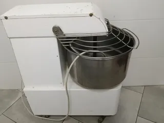 Amasadora Industrial Blanca de espiral