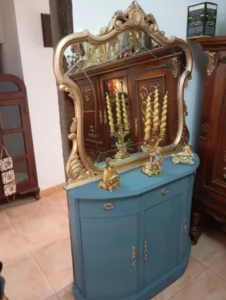 Entradita azul y dorada