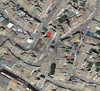 Casa adosada en venta en Huelma