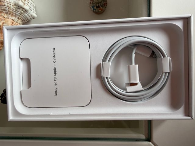 Apple iPhone 11 64GB Black Seminuevo