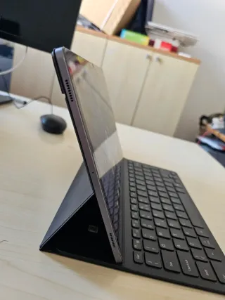 Samsung Galaxy Tab S10 Plus + Tastiera