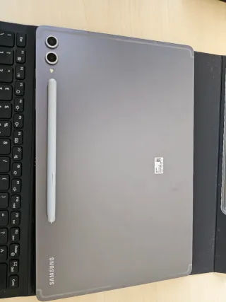 Samsung Galaxy Tab S10 Plus + Tastiera