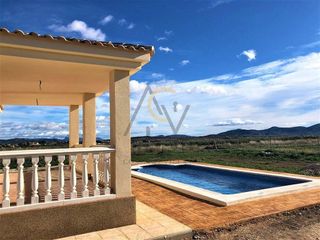 Chalet en venta en Pinós