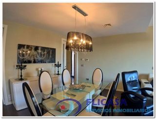 Chalet en venta en Zona Piscinas en Burriana