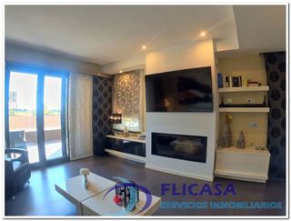 Chalet en venta en Zona Piscinas en Burriana