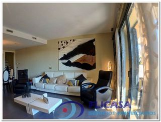 Chalet en venta en Zona Piscinas en Burriana