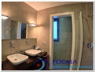 Chalet en venta en Zona Piscinas en Burriana