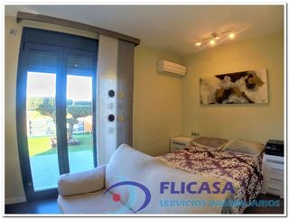 Chalet en venta en Zona Piscinas en Burriana