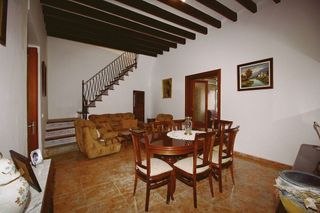 Casa adosada en venta en Binissalem