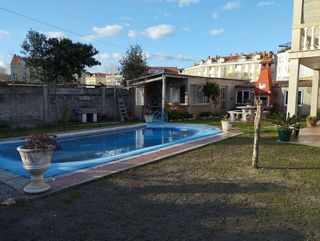 Chalet en venta en Ares