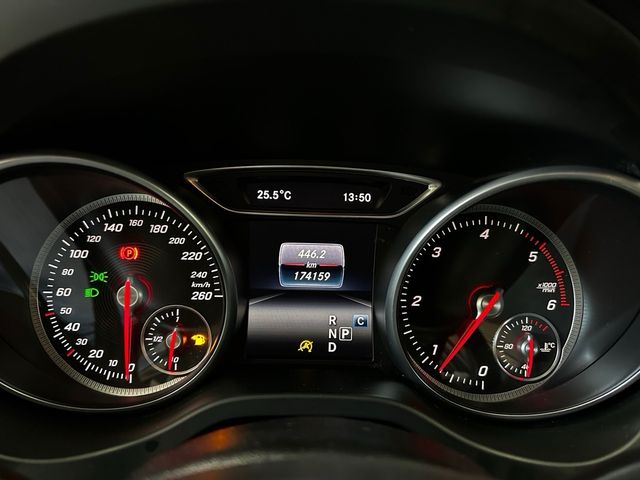 Mercedes-Benz CLA 200D Aut.