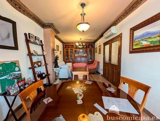 Chalet en venta en Linares