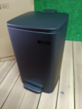 SONGMICS 8 L Cubo Basura Compacta, con Pedal