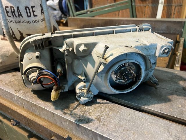 Faro Delantero Izq.  Suzuki Vitara 1.GEN 1988/1998