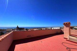 Casa pareada en venta en Zona el Higuerón en Benalmádena