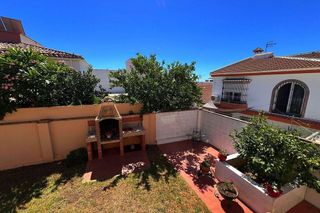 Casa pareada en venta en Zona el Higuerón en Benalmádena