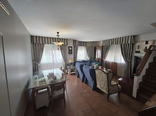 Casa pareada en venta en Pueblo - Urb. Norte en Valdemorillo