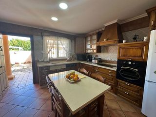 Chalet en venta en Núcleo Urbano en Chiclana de la Frontera