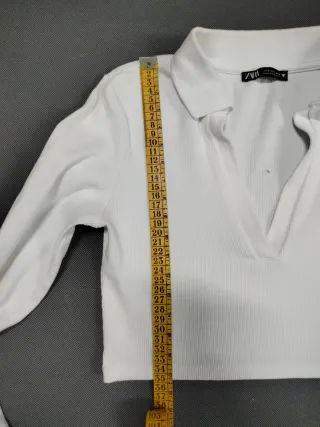 Top Zara manga larga cuello polo blanco