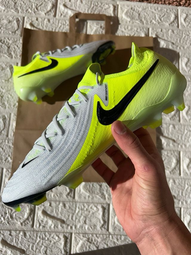 Botas de fútbol Nike Phantom Gx 2 Amarillas