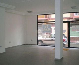 Local comercial en alquiler en Delicias en Valladolid