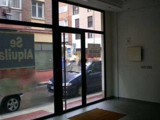 Local comercial en alquiler en Delicias en Valladolid