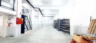 Local comercial en alquiler en Ensanche en Coruña (A)